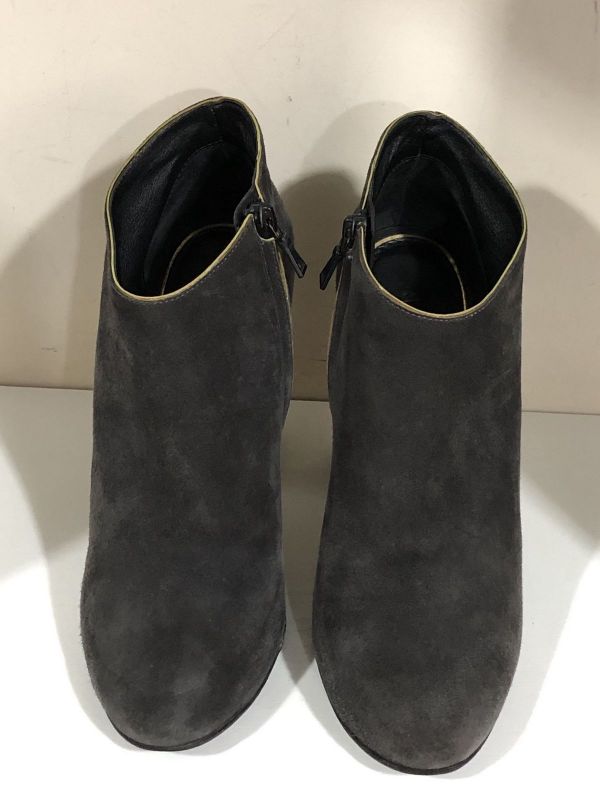 Ботинки Dolce&Gabbana. Размер 38.5