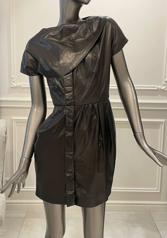 Кожаное платье Halston  Размер 40 