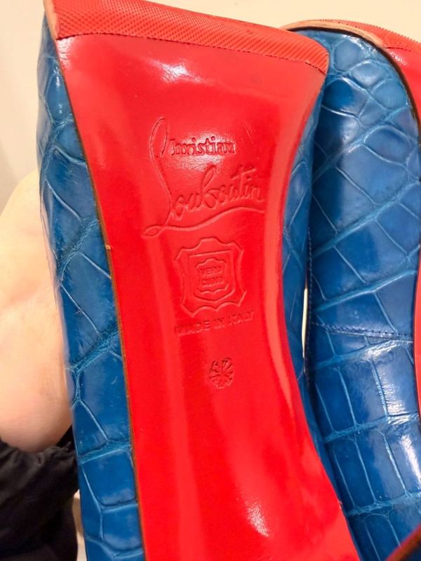 Туфли  Christian Louboutin   Размер 40 