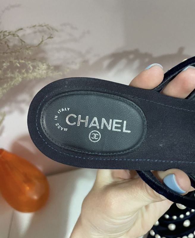 Шлёпанцы Chanel размер 40/5