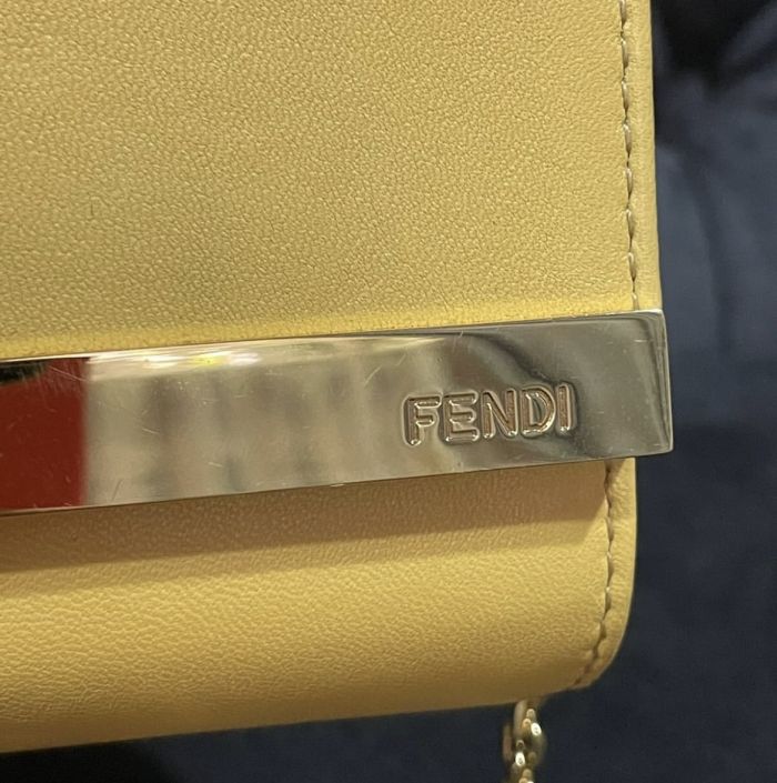 Сумка fendi 16 см на 11 см