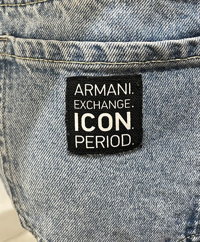 Джинсы Armani размер 25
